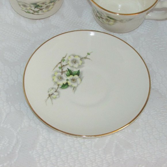3 pc Georgian China Spring Blossom 2 Coffee Cups 1 Saucer 22 kt Gold Rim Teacups - Picture 10 of 10